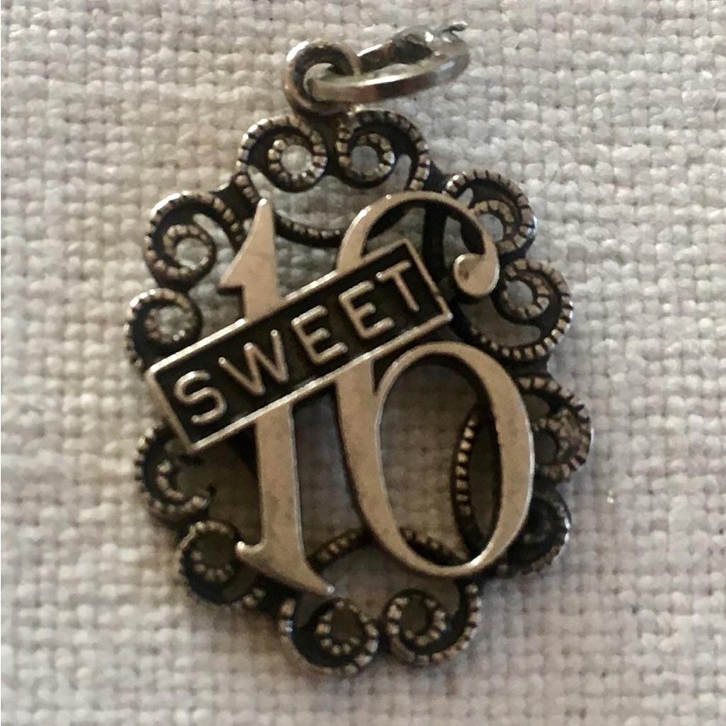 5079 Beau Sterling Charm Vtg Sweet 16 Medallion Filigree Charm Pendant